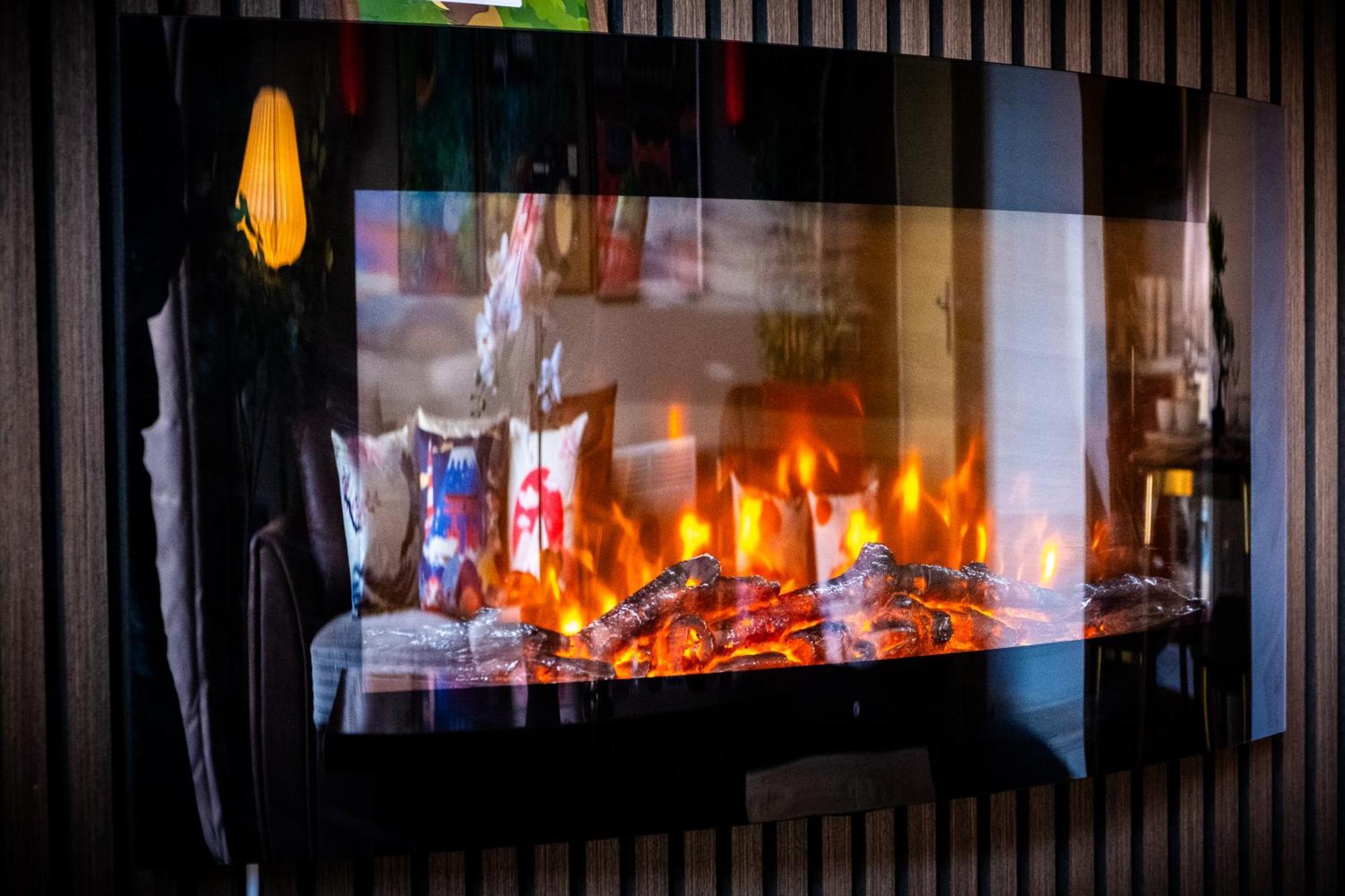 Anime Suite - Central And Free Parking With Netflix Birmingham Exterior photo