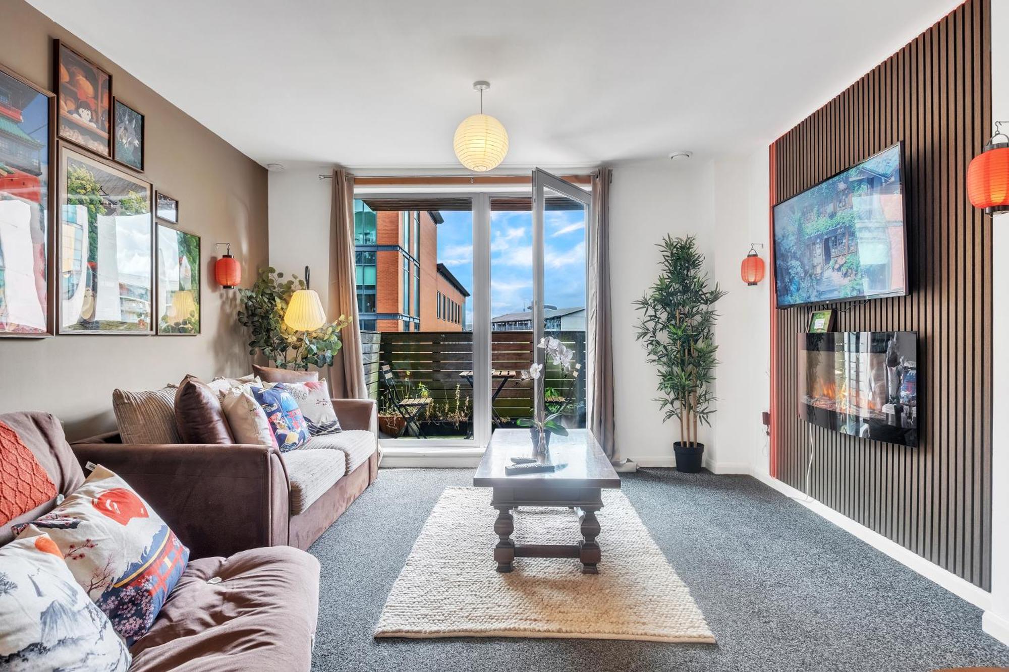 Anime Suite - Central And Free Parking With Netflix Birmingham Exterior photo